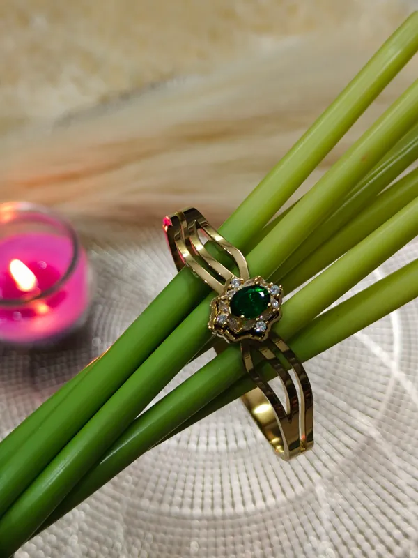 Green_Tone_Floral_Anti_Tarnish_Bracelet