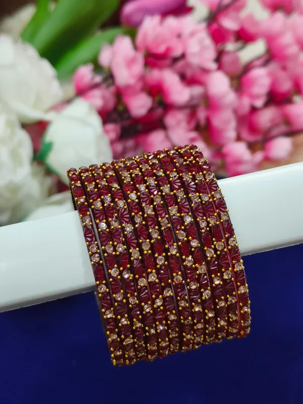 Maroon_Embellished_Bangle_Set_For_Women