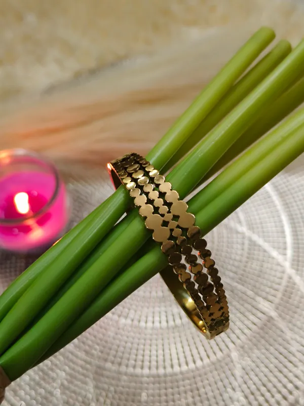 Gold_Tone_Textured_Bracelet_For_Women