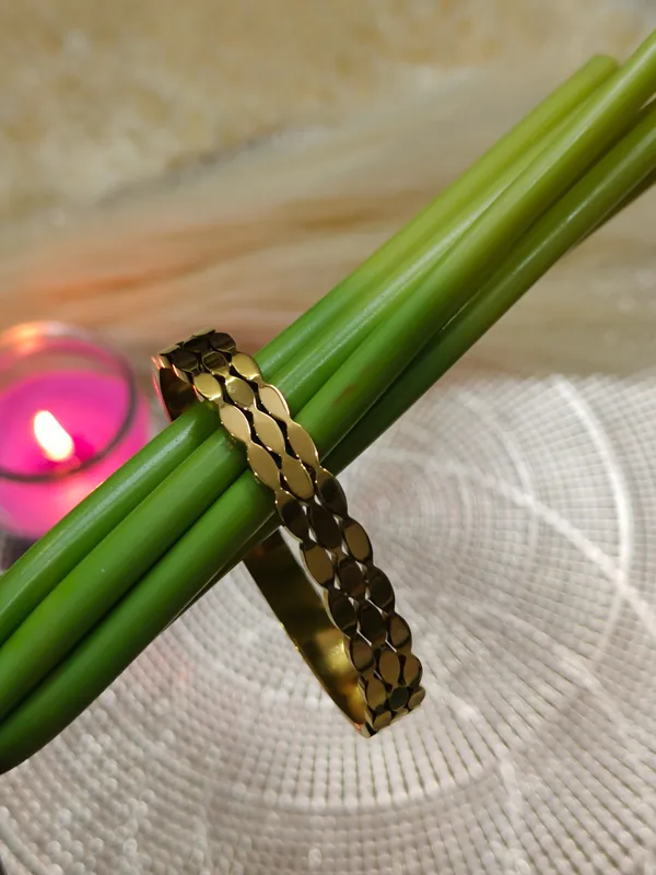 Gold_Tone_Textured_Bracelet_For_Women