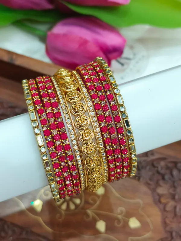 AD_Coin_with_Lakshmi_Combo_bangles_-1_hand
