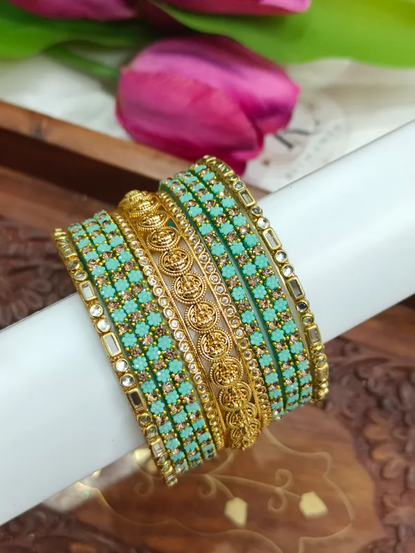 AD_coin_with_Lakshmi_combo_bangles_for_1_hand