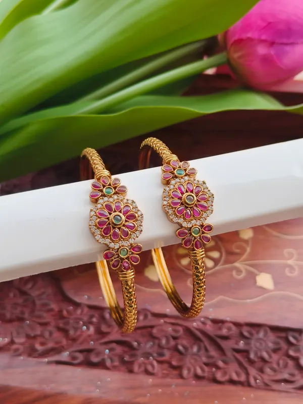Floral_Stone_Studded_Bangles_For_Women_(_Pack_Of_2_)