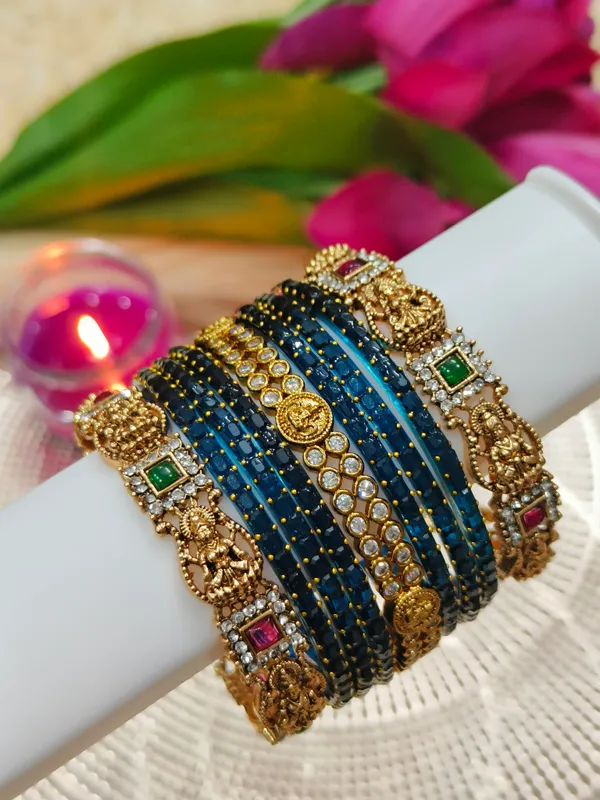 Blue_Traditional_Embellished_Bangle_Set_For_Women