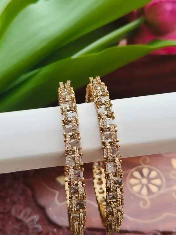 Gold_Tone_Crystal_Stone_Bangles_For_Women_(_Pack_Of_2_)