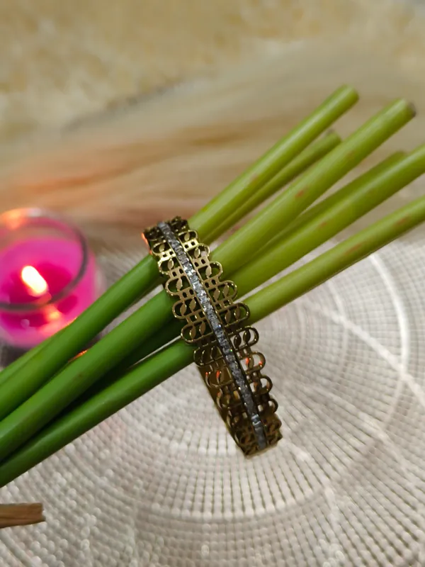 Black_Gold_Anti_Tarnish_Bracelet_for_Women