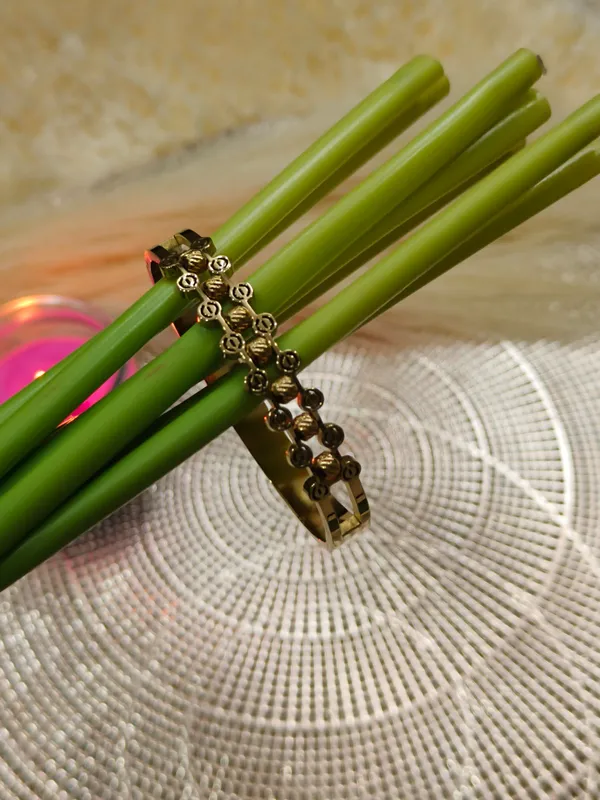 Gold_Tone_Decorative_Bracelet_For_Women