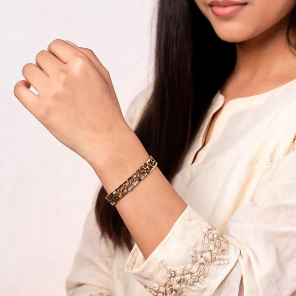 Gold_Tone_Geometric_Link_Bracelet