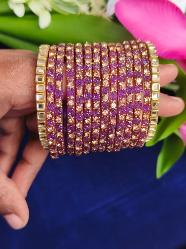 Kids_Rose_model_glass_bangles_with_border_bangles-pack_of_14