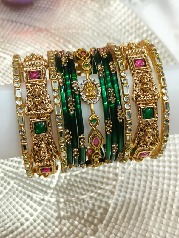 Lakshmi_Gold_Tone_Embellished_Bangle_combo_for_Women