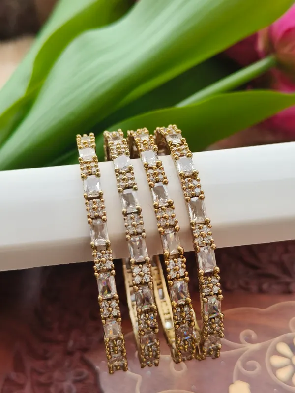 Gold_Tone_Stone_Embellished_Bangle_Set_(_Pack_Of_4_)