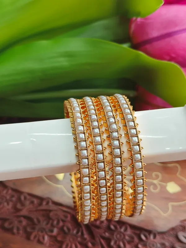 Gold-Tone_Stone_Studded_Bangle_Set_For_Women_(_Pack_Of_4_)