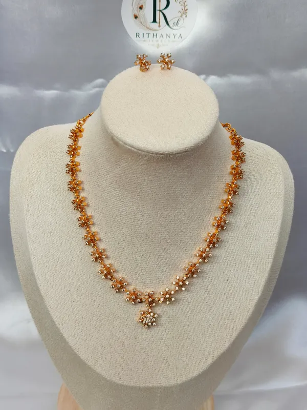 Star_Necklace_with_Earrings