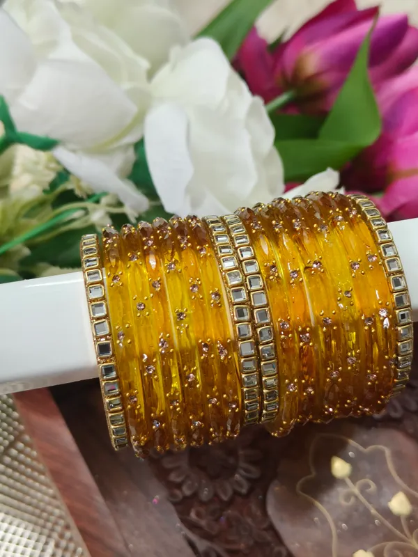 Raindrop_kids_bangles_for_both_hands_with_border_bangles