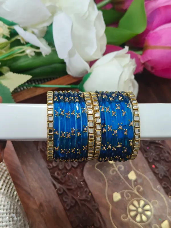 Raindrop_kids_bangles_for_both_hands_with_border_bangles