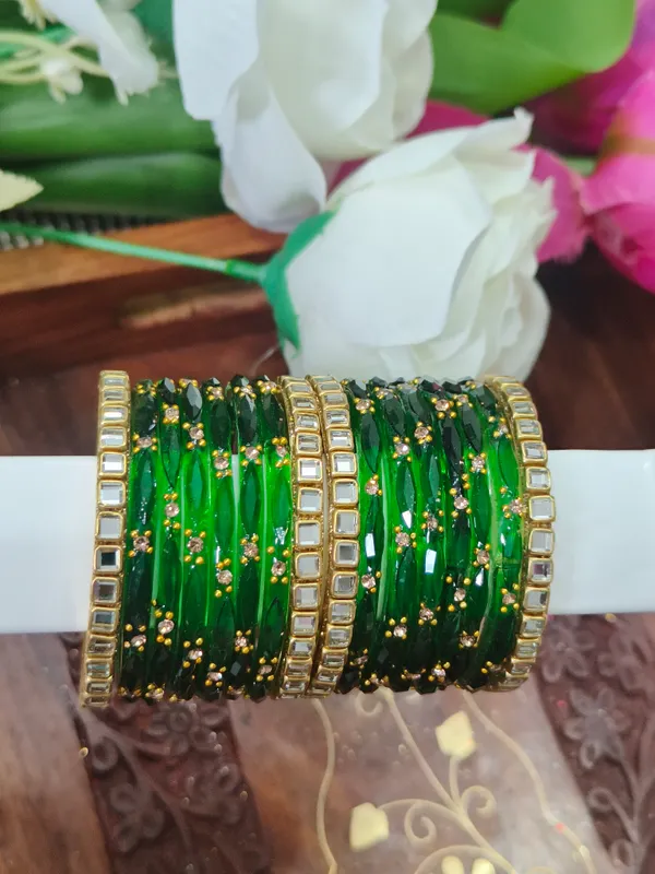 Raindrop_kids_bangles_for_both_hands_with_border_bangles