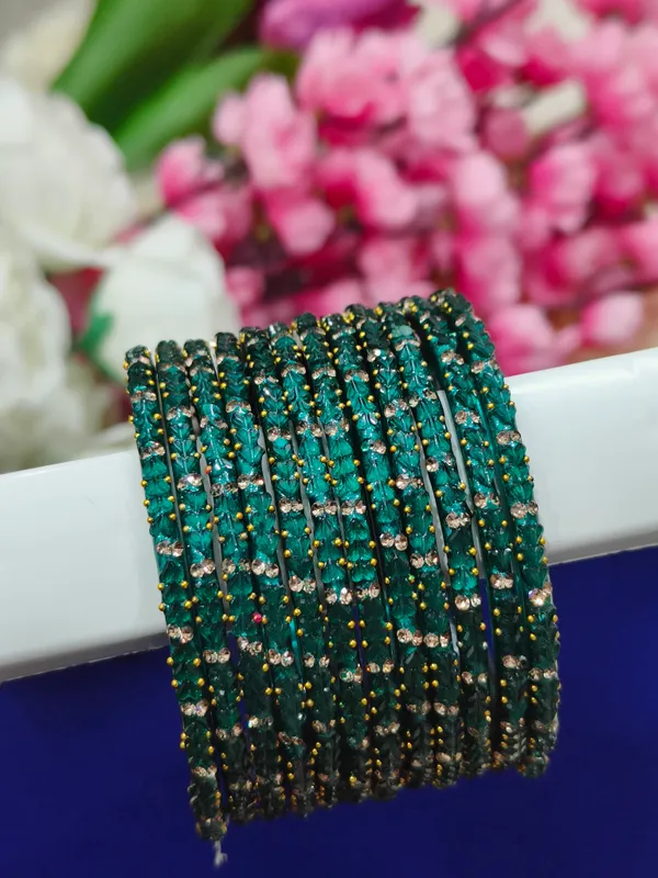 Green_Embellished_Bangle_Set_For_Women