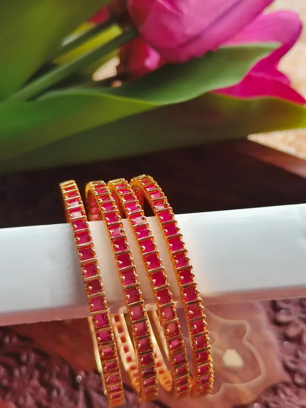 Ruby_Stone_Bangle_Set_For_Women