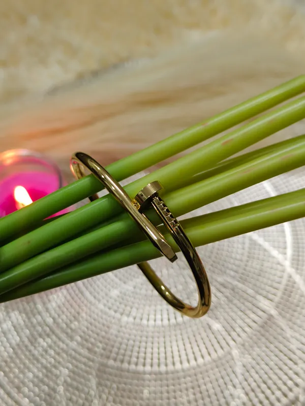 Gold_Tone_Metal_Cuff_Bracelet_For_Women