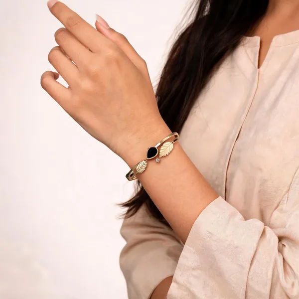 Gold_Tone_Metal_Leaf_Bracelet_For_Women