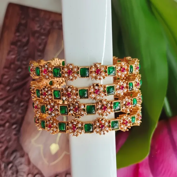 Green_floral_Stone_Bangles_for_Women_(Pack_Of_4)