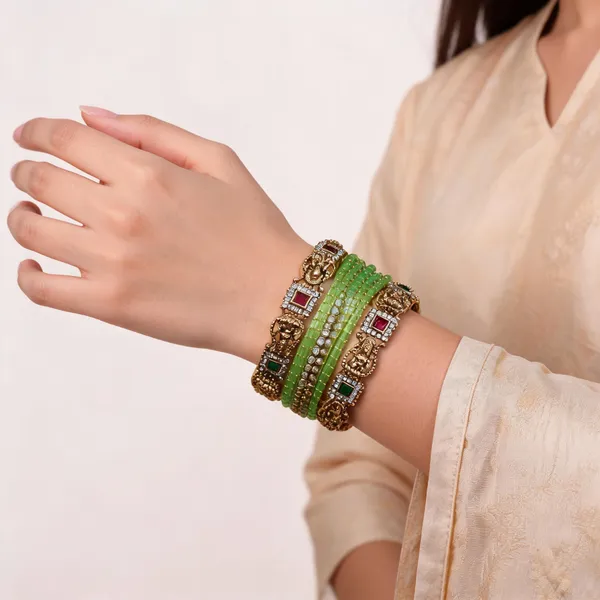 Green_Embellished_Traditional_Bangle_Set-1_hand