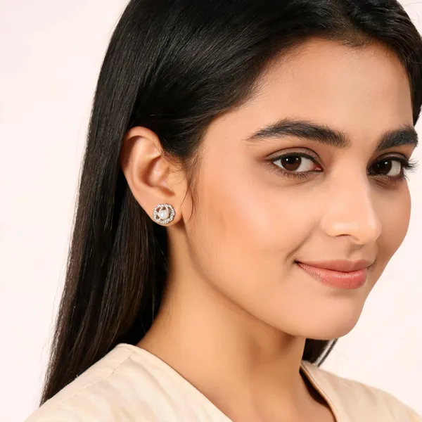 Stylish_Modern_Designer_White_Ad_Studded_Flower_Designed_Ear_Studs_With_A_Added_Vibe_Of_Moti