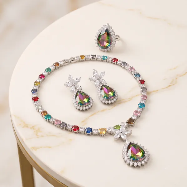 Stylish_Modern_Designer_Crystal_Drop_Shaped_3D_Flower_Designed_Multicolour_Korean_Glass_Studded_Necklace_Jewellery_Set_With_Finger_Ring