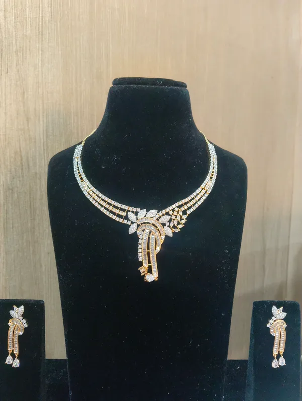 Floral_V-Shaped_CZ_Choker_Set