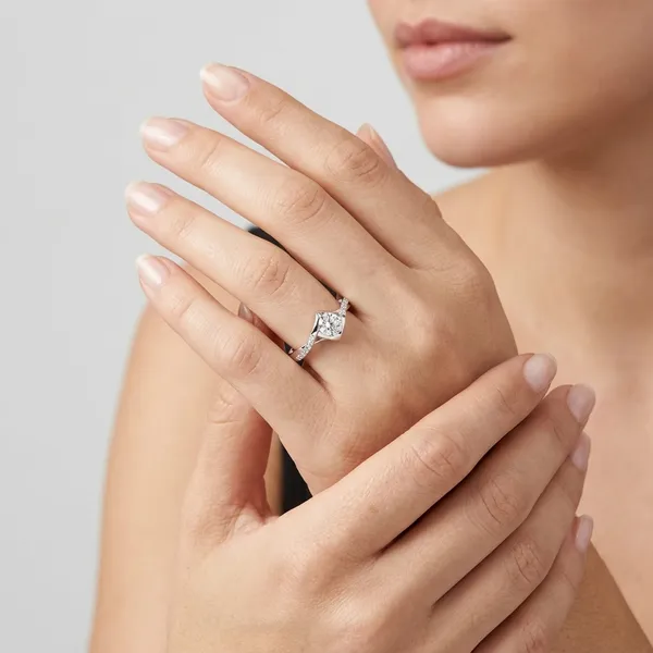 Silver_Brass_Cz_Solitaire_Style_Ring_For_Women
