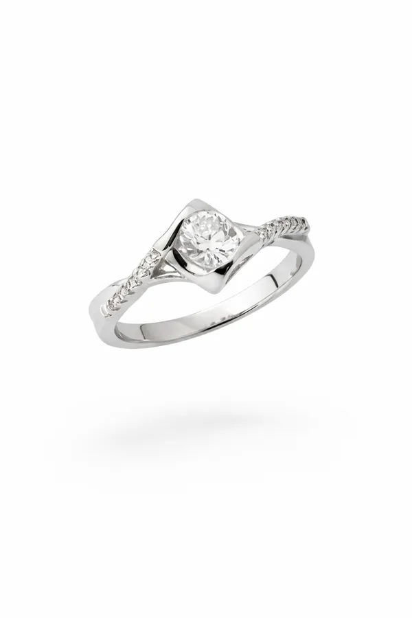 Silver_Brass_Cz_Solitaire_Style_Ring_For_Women