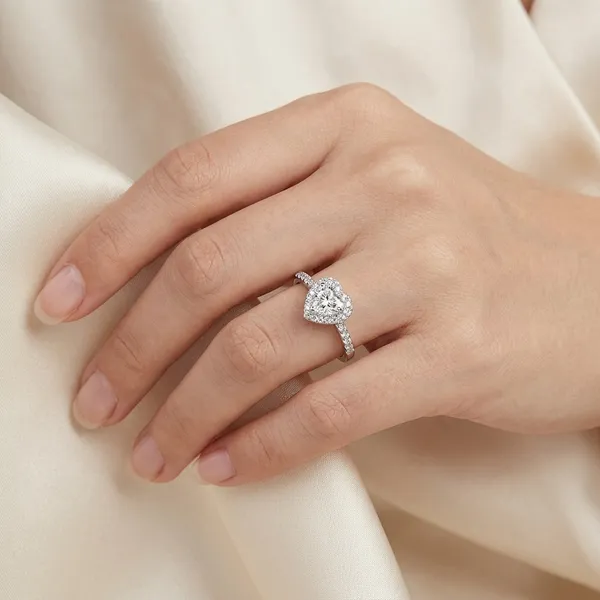 Silver_Brass_Cz_Heart_Cluster_Ring_For_Women