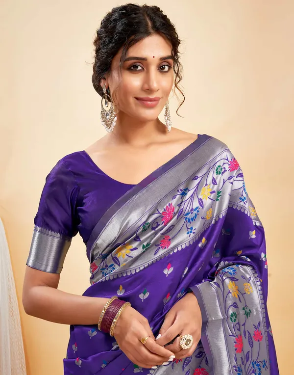 Purple_Floral_Embroidered_Saree_For_Women
