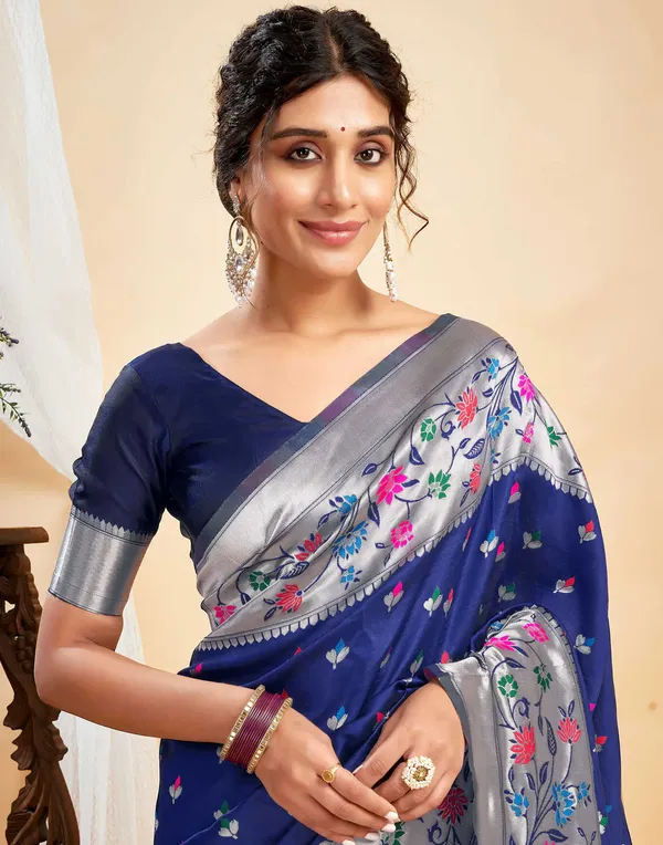 Navy_Blue_Floral_Print_Saree_For_Women