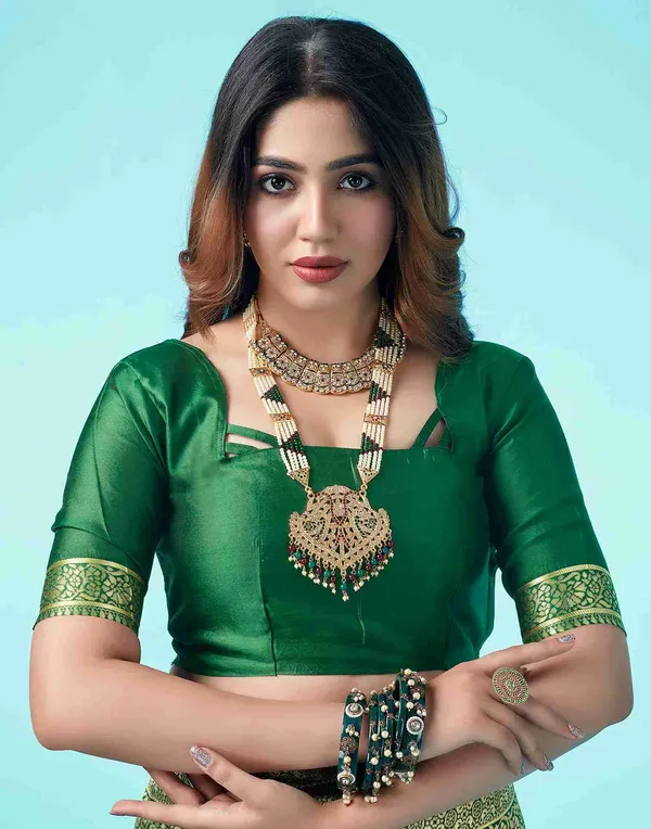 Green_Zari_Border_Saree_For_Women