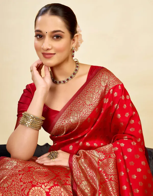 Red_Banarasi_Silk_Saree_For_Women