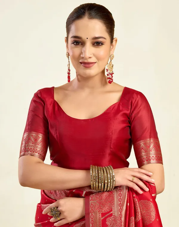 Red_Woven_Saree_For_Women
