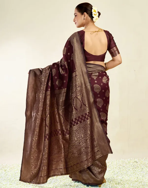 Maroon_Woven_Patterned_Saree_For_Women