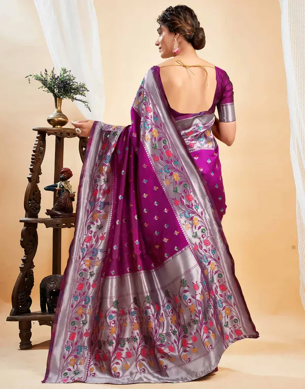 Purple_Floral_Print_Saree_For_Women