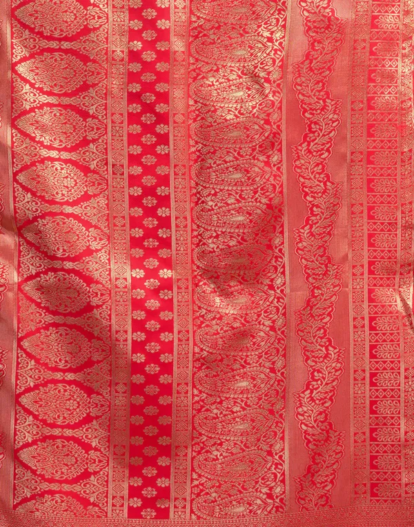 Red_Woven_Saree_For_Women