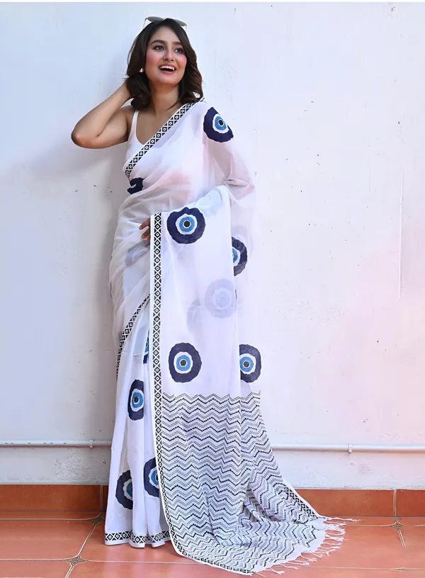 White_Printed_Saree_For_Women