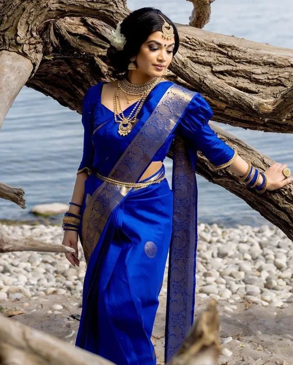 Blue_Woven_Saree_For_Women
