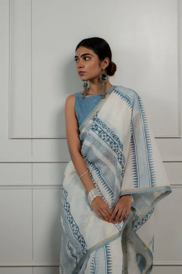 Blue_And_White_Printed_Saree_For_Women