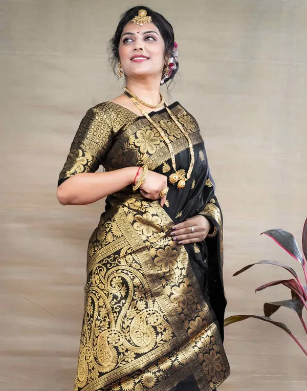 Black_Gold_Woven_Saree_For_Women