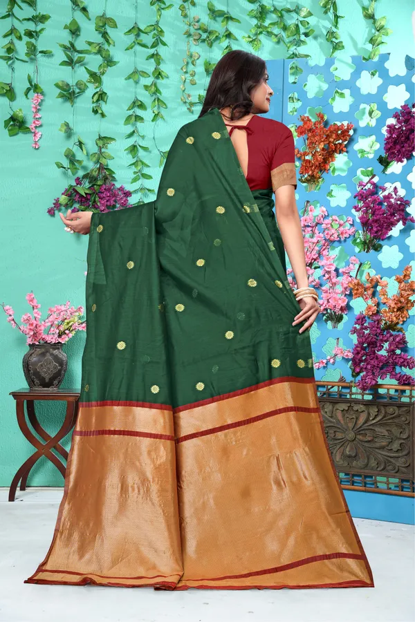 Green_Traditional_Saree_For_Women