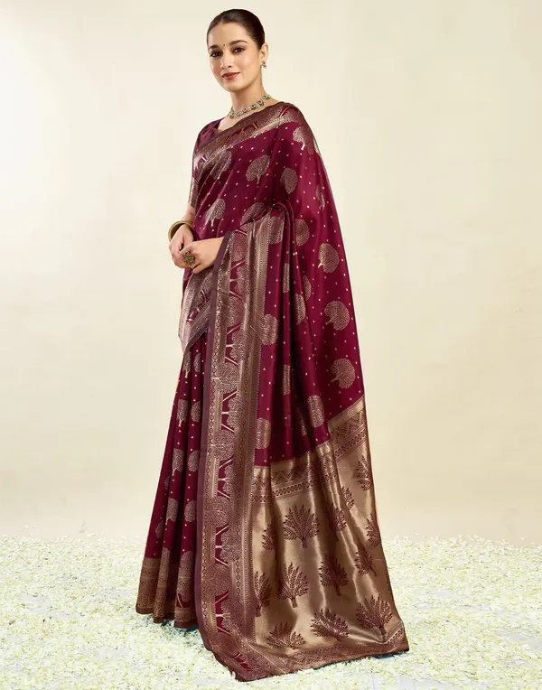 Maroon_Woven_Floral_Saree_For_Women