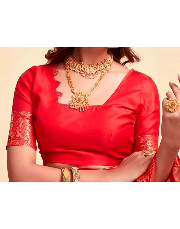 Red_Banarasi_Silk_Saree_For_Women