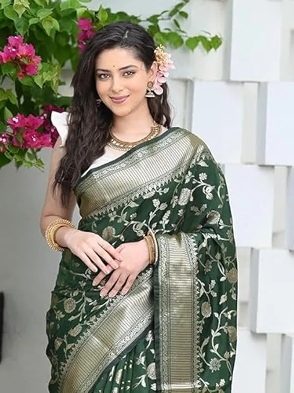Green_Banarasi_Silk_Saree_For_Women