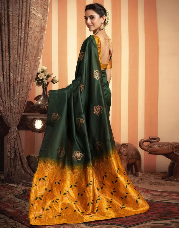 Green_And_Gold_Banarasi_Silk_Saree_For_Women