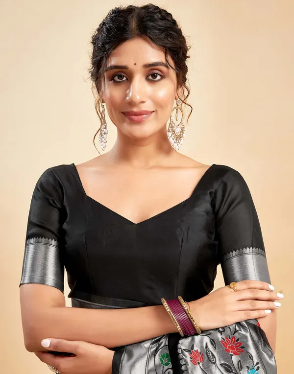 Black,_Silver_Banarasi_Silk_Saree_For_Women